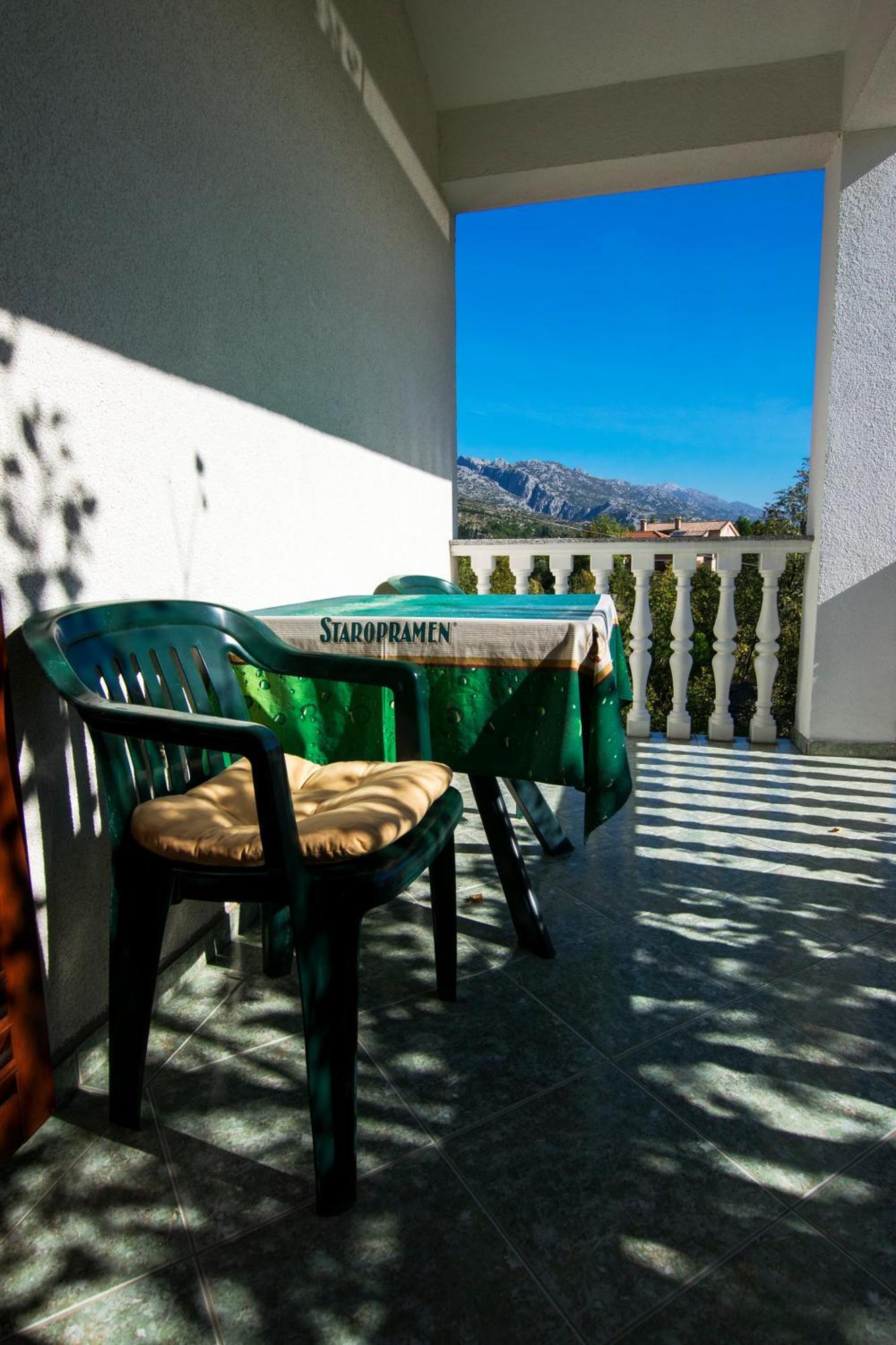 Apartments Zile Starigrad Paklenica Εξωτερικό φωτογραφία